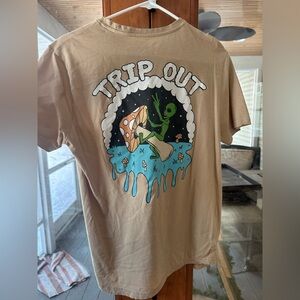 dk active Beige 'Trip Out' Graphic Tee - Short Sleeve